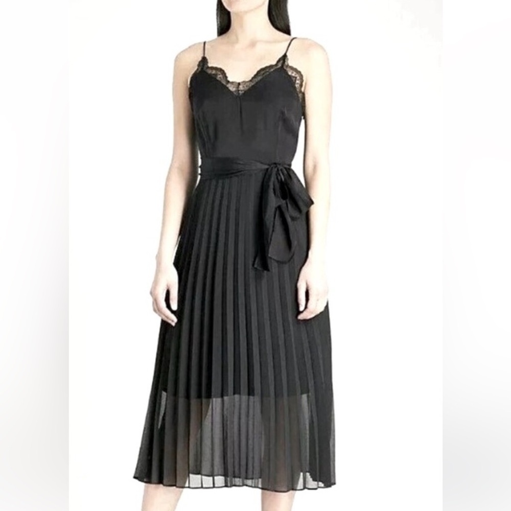 New Sandro Paris Dress  Women’s 38 Elegant Black Pleated